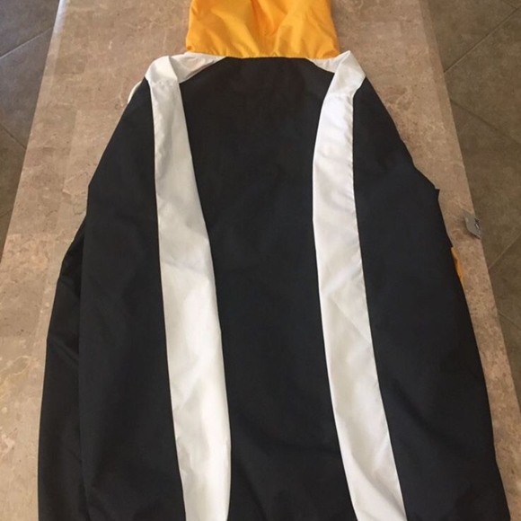 Pittsburgh steelers Mitchell and Ness Windbreaker. - Picture 8 of 9